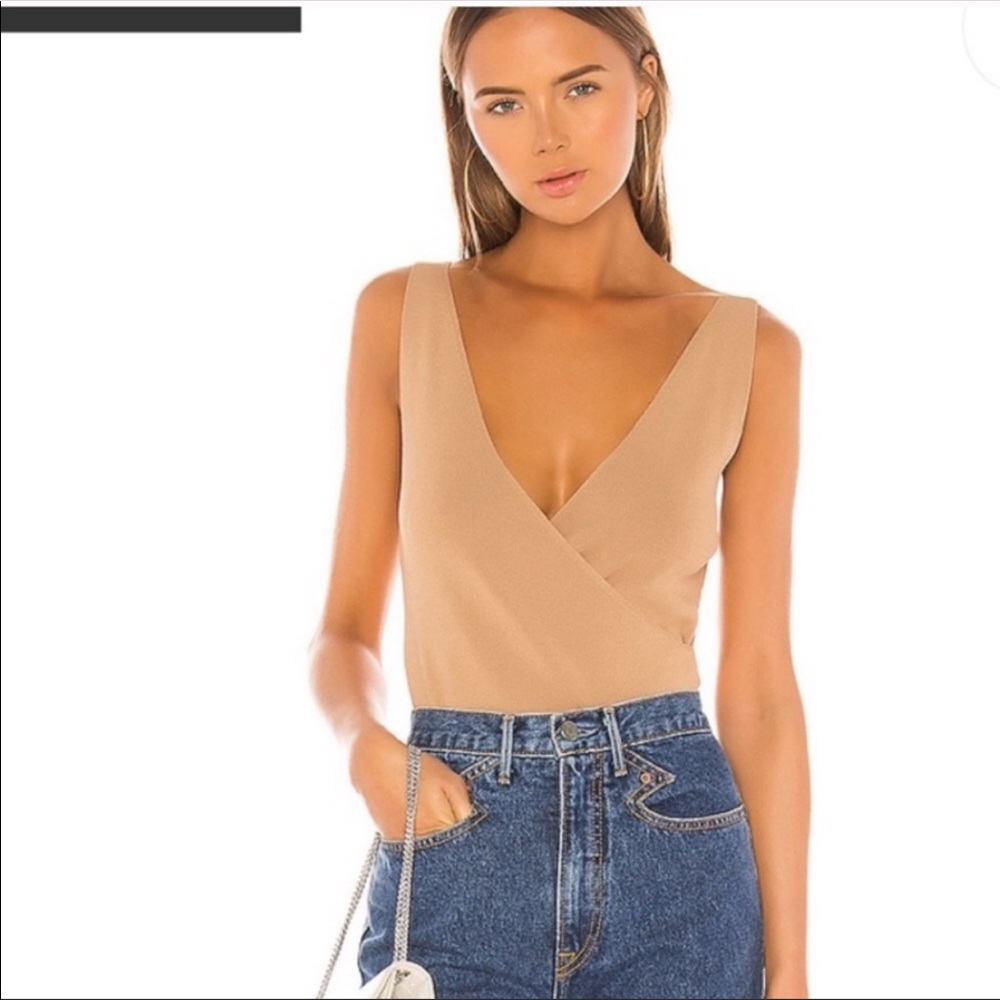 MAJOR ISO!!! Would love this top in an XS